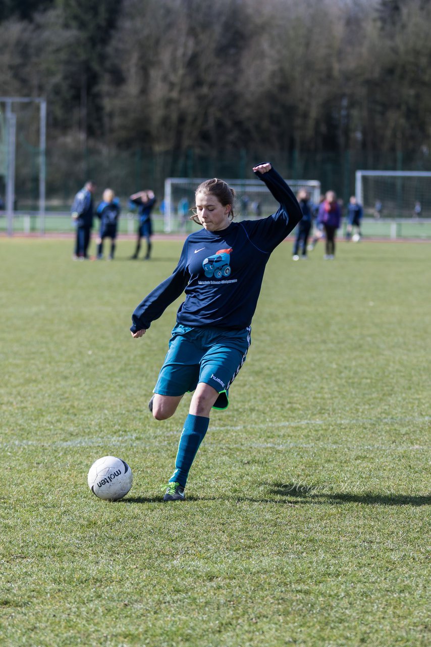 Bild 88 - B-Juniorinnen VfL Oldesloe - Krummesser SV _ Ergebnis: 4:0